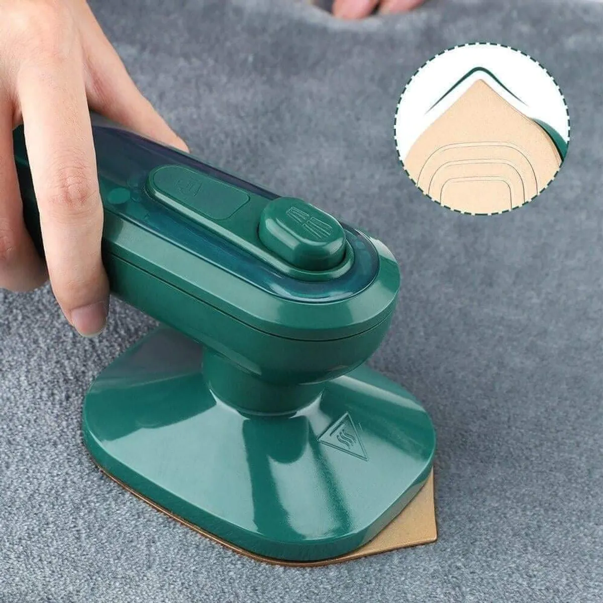 Mini Plancha a Vapor Portátil con Panel de Titanio | Diseño Vertical